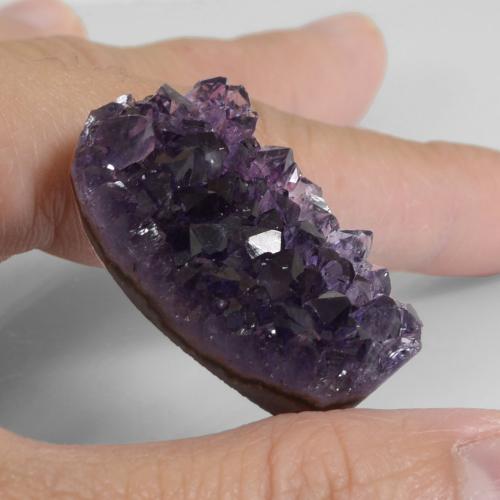 59,31 ctw natürlicher violetter Amethystdruse, Fantasieschliff, Lichtundurchlässig