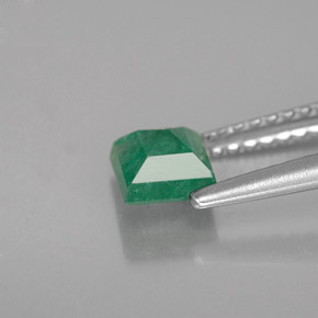 0,59 ctw natürlicher grüner Smaragd, Quadrat, I1