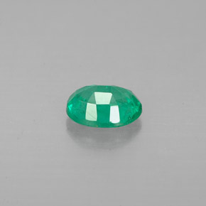 0,56 ctw natürlicher grüner Smaragd, Oval Schliff, VS-SI