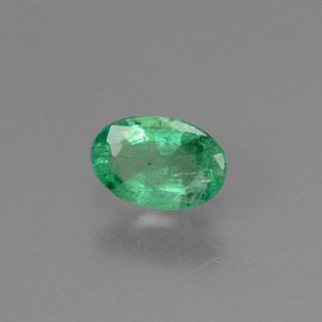 0,38 ctw natürlicher grüner Smaragd, Oval Schliff, SI-I1