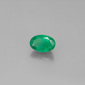 0,51 ctw natürlicher grüner Smaragd, Oval Schliff, SI-I1