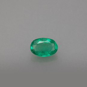 0,48 ctw natürlicher grüner Smaragd, Oval Schliff, SI