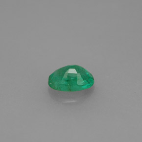 0,51 ctw natürlicher grüner Smaragd, Oval Schliff, SI