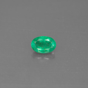 0,49 ctw natürlicher grüner Smaragd, Oval Schliff, SI-I1