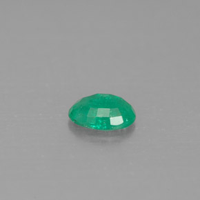 0,36 ctw natürlicher grüner Smaragd, Oval Schliff, SI-I1