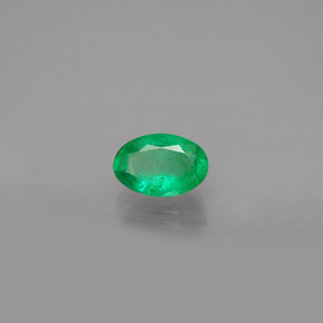 0,39 ctw natürlicher grüner Smaragd, Oval Schliff, SI