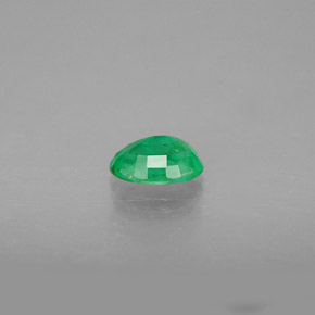 0,39 ctw natürlicher grüner Smaragd, Oval Schliff, SI