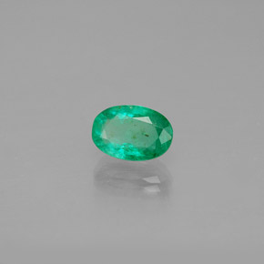 0,47 ctw natürlicher grüner Smaragd, Oval Schliff, SI