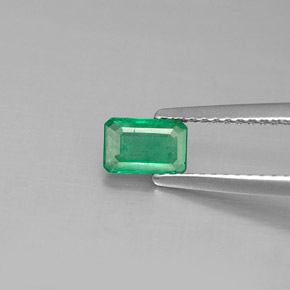 0,46 ctw natürlicher grüner Smaragd, Smaragdschliff, SI-I1