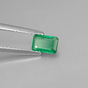 0,46 ctw natürlicher grüner Smaragd, Smaragdschliff, SI-I1