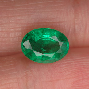 1,75 ctw natürlicher grüner Smaragd, Oval Schliff, SI