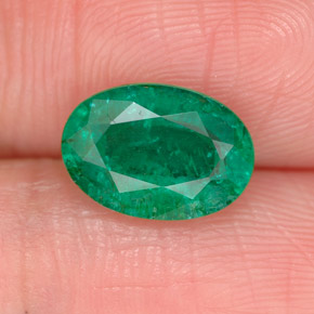 1,64 ctw natürlicher grüner Smaragd, Oval Schliff, SI-I1