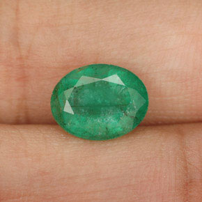 1,58 ctw natürlicher grüner Smaragd, Oval Schliff, I1