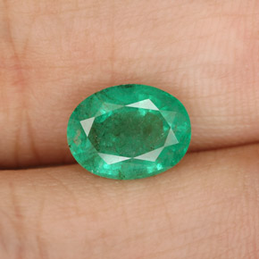 1,54 ctw natürlicher grüner Smaragd, Oval Schliff, SI-I1