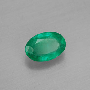 0,46 ctw natürlicher grüner Smaragd, Oval Schliff, SI
