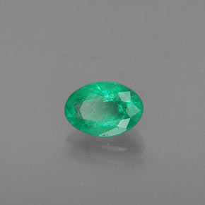 0,41 ctw natürlicher grüner Smaragd, Oval Schliff, SI