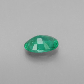 0,35 ctw natürlicher grüner Smaragd, Oval Schliff, SI