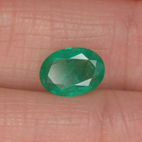 1,13 ctw natürlicher grüner Smaragd, Oval Schliff, I1