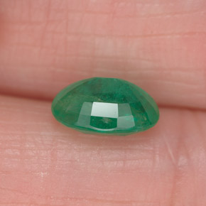 1,26 ctw natürlicher grüner Smaragd, Oval Schliff, I1