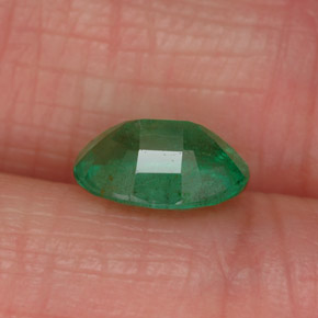 1,05 ctw natürlicher grüner Smaragd, Oval Schliff, SI-I1