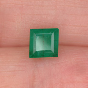 0,75 ctw natürlicher grüner Smaragd, Quadrat, I1