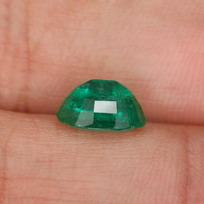 1,62 ctw natürlicher grüner Smaragd, Oval Schliff, SI-I1