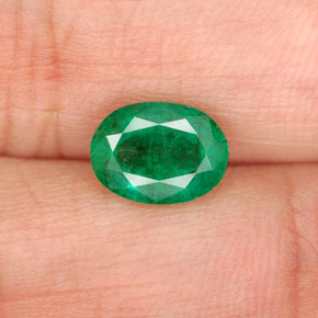 1,09 ctw natürlicher grüner Smaragd, Oval Schliff, I1