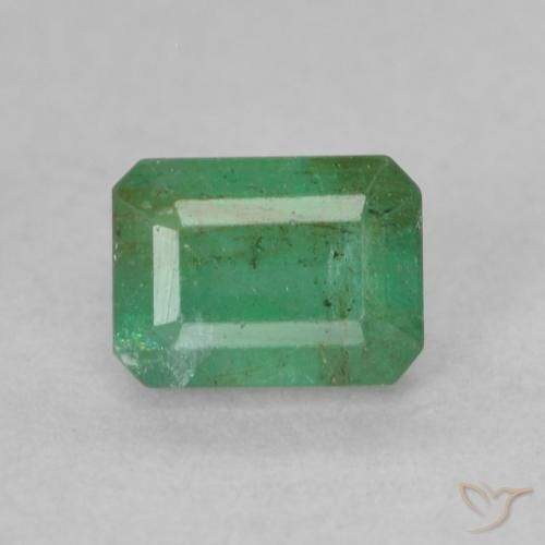 0.57ct Natürlicher Mittelgrün Smaragd, Smaragdschliff, SI