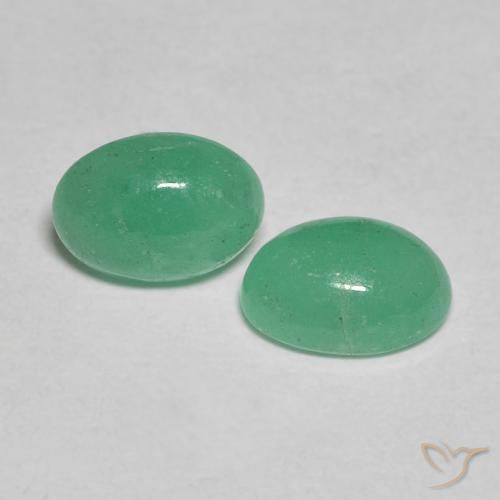 0.95ctw Natürlicher Mittleres helles Grün Smaragd, Oval, Lichtdurchlässig