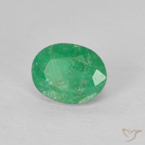 0.47ct Natürlicher hellgrün Smaragd, Oval, SI