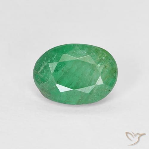 0.74ct Natürlicher Mittleres helles Grün Smaragd, Oval, VS-SI
