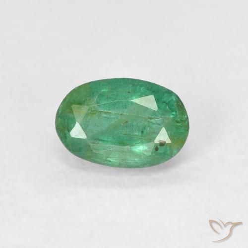 0.50ct Natürlicher Mittleres helles Grün Smaragd, Oval, SI