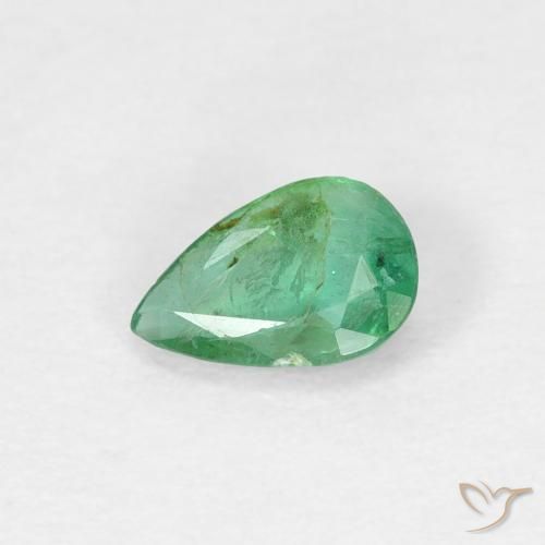 0.32ct Natürlicher Kühles Grün Smaragd, Birnenform, SI