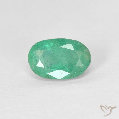 0.52ct Natürlicher hellgrün Smaragd, Oval, SI