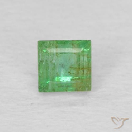0.15ct Natürlicher gelblich-grün Smaragd, Quadrat, VS-SI