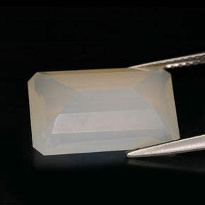 9,17 ctw natürlicher weiß-gelb Feueropal, Transparent, Transparent / Lichtdurchlässig