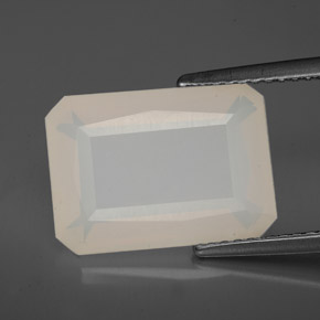 4,83 ctw natürlicher weißer Feueropal, Transparent, Transparent / Lichtdurchlässig