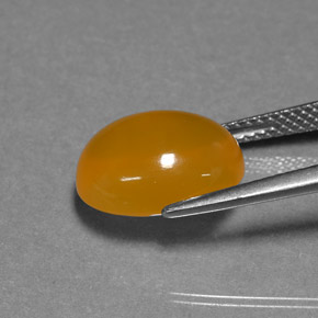 4,76 ctw natürlicher orangefarbener Feueropal, Oval Schliff, Lichtdurchlässig