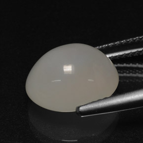 4,41 ctw natürlicher weißer Feueropal, Oval Schliff, Lichtdurchlässig