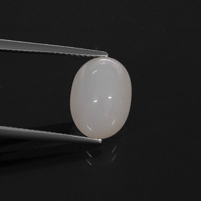 4,31 ctw natürlicher weißer Feueropal, Oval Schliff, Lichtdurchlässig
