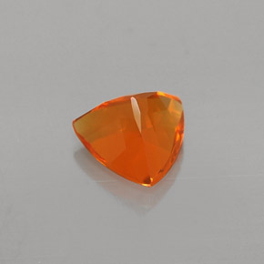 0,57 ctw natürlicher orangefarbener Feueropal, Trillion, Transparent