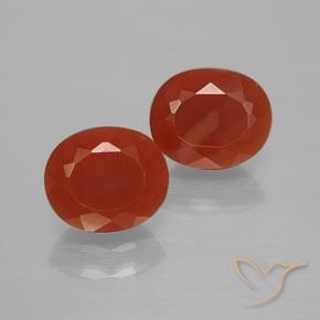 2.35ctw Natürlicher Mittelrot Feueropal, Oval, Transparent