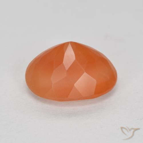9,17 ctw natürlicher Mittelorange Feueropal, Oval, Transparent