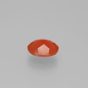 0,74 ctw natürlicher orangefarbener Feueropal, Oval Schliff, Transparent