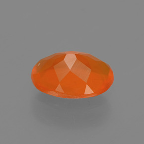 1,04 ctw natürlicher orangefarbener Feueropal, Oval Schliff, Transparent