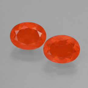 2.11 ct natürliche Orange Feueropal-Edelsteine, Oval Schliff, Transparent