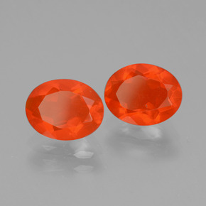 1.41 ct natürliche tiefrötlich-orange Feueropal-Edelsteine, Oval Schliff, Transparent