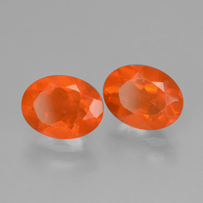 1,57 ct natürliche orangefarbener Feueropal-Edelsteine, Oval Schliff, Transparent