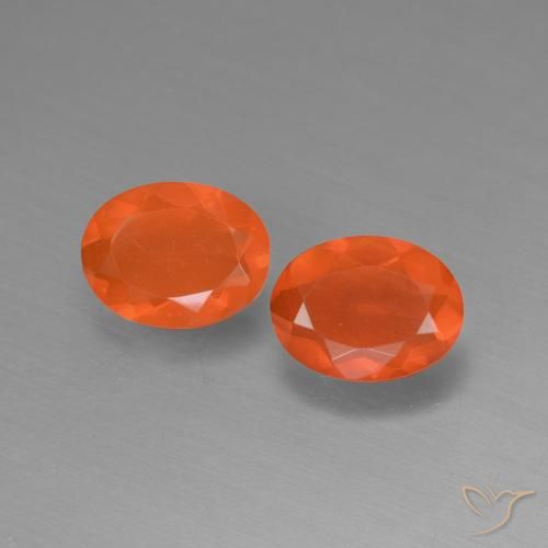 1,23 ct natürliche orangefarbener Feueropal-Edelsteine, Oval Schliff, Transparent