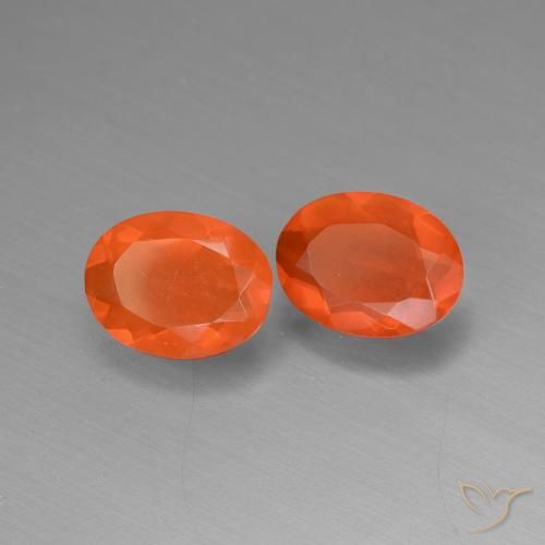 1,23 ct natürliche orangefarbener Feueropal-Edelsteine, Oval Schliff, Transparent